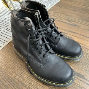 Dr. Martens 1460